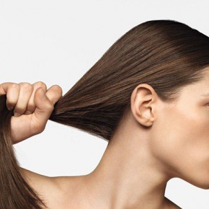 почему у женщин выпадают волосы